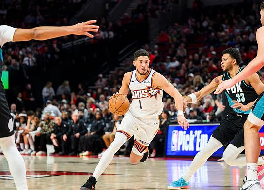 布克砍下19分，太阳127比110轻取开拓者